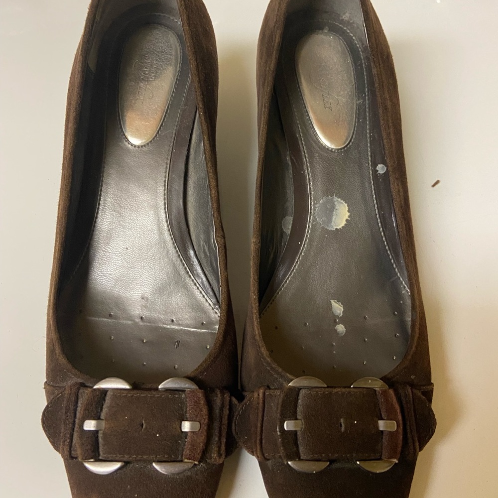 alfani step n fix mocha/ brown heeled flats
